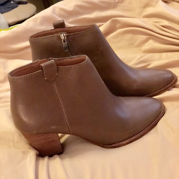 Madewell Shoes - Madewell Billie Boot
